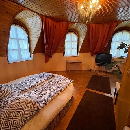 Szimpla Vendeghaz Hotel Miskolc Eksteriør billede