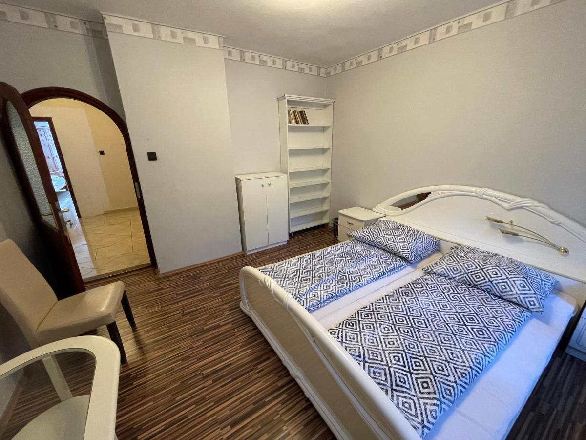 Szimpla Vendeghaz Hotel Miskolc Eksteriør billede